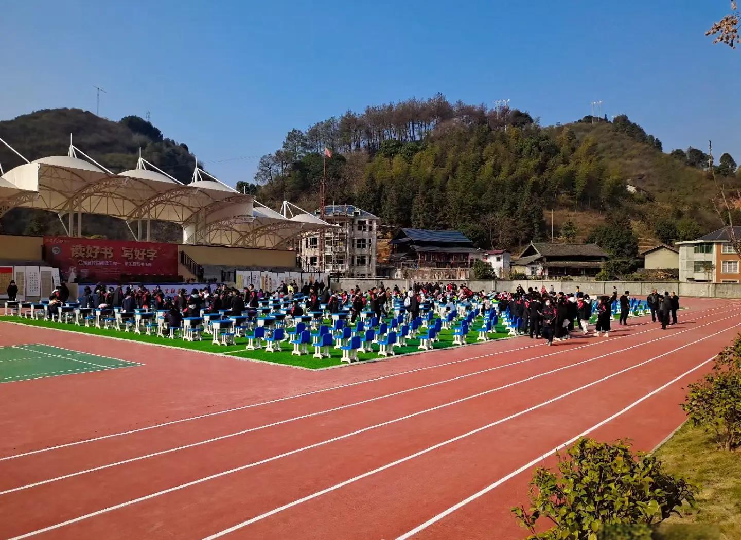 海南藏族自治州硅PU塑胶跑道 - 价格